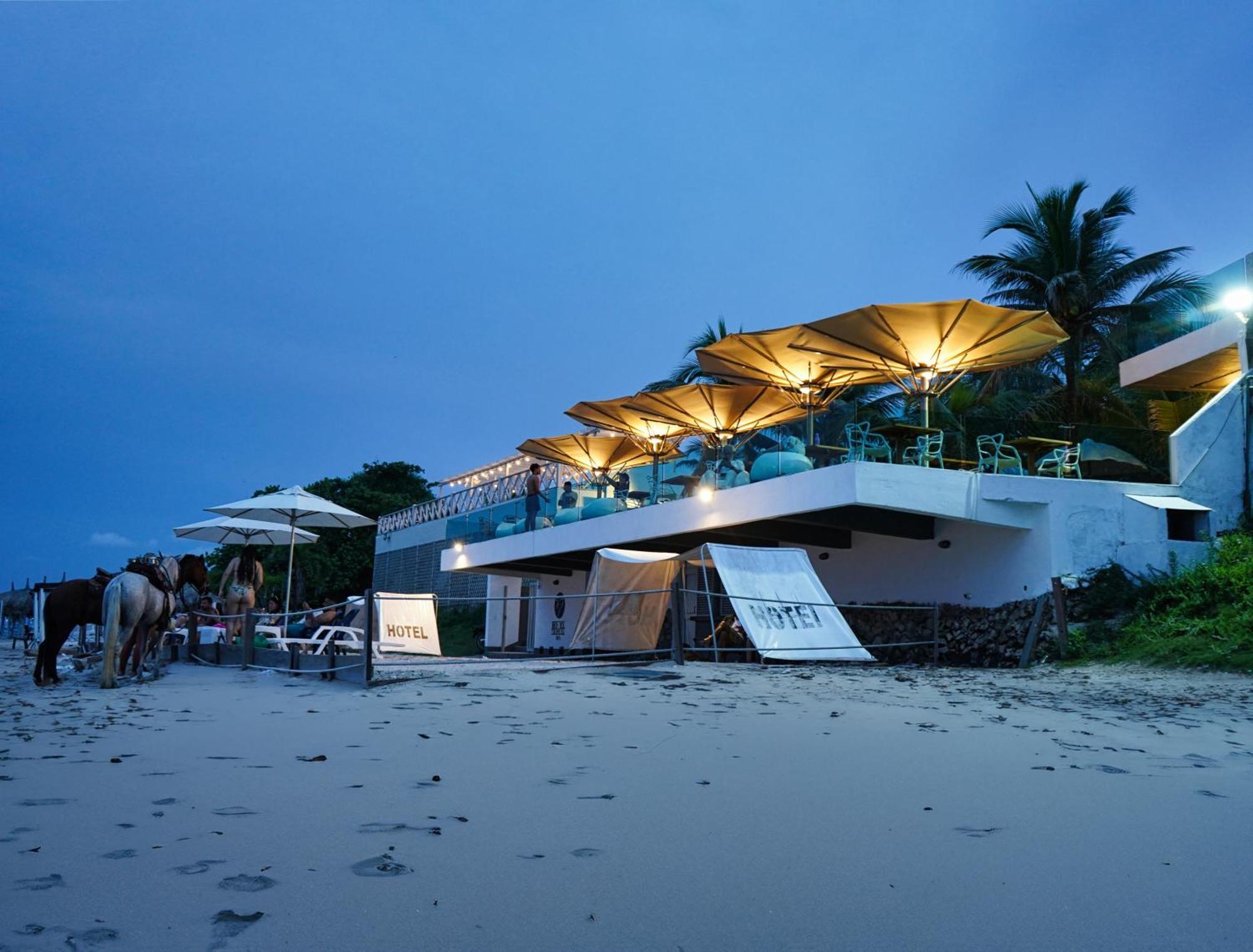 Hotel Tropical Inn Playa de Punta Arena Екстериор снимка